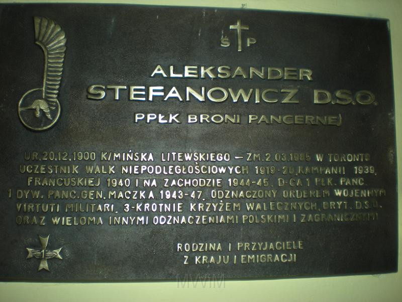 KKE 3753.jpg - Tablica pamiątkowa w Kościele Najświętszego Serca Pana Jezusa, Olsztyn, 2009 r.